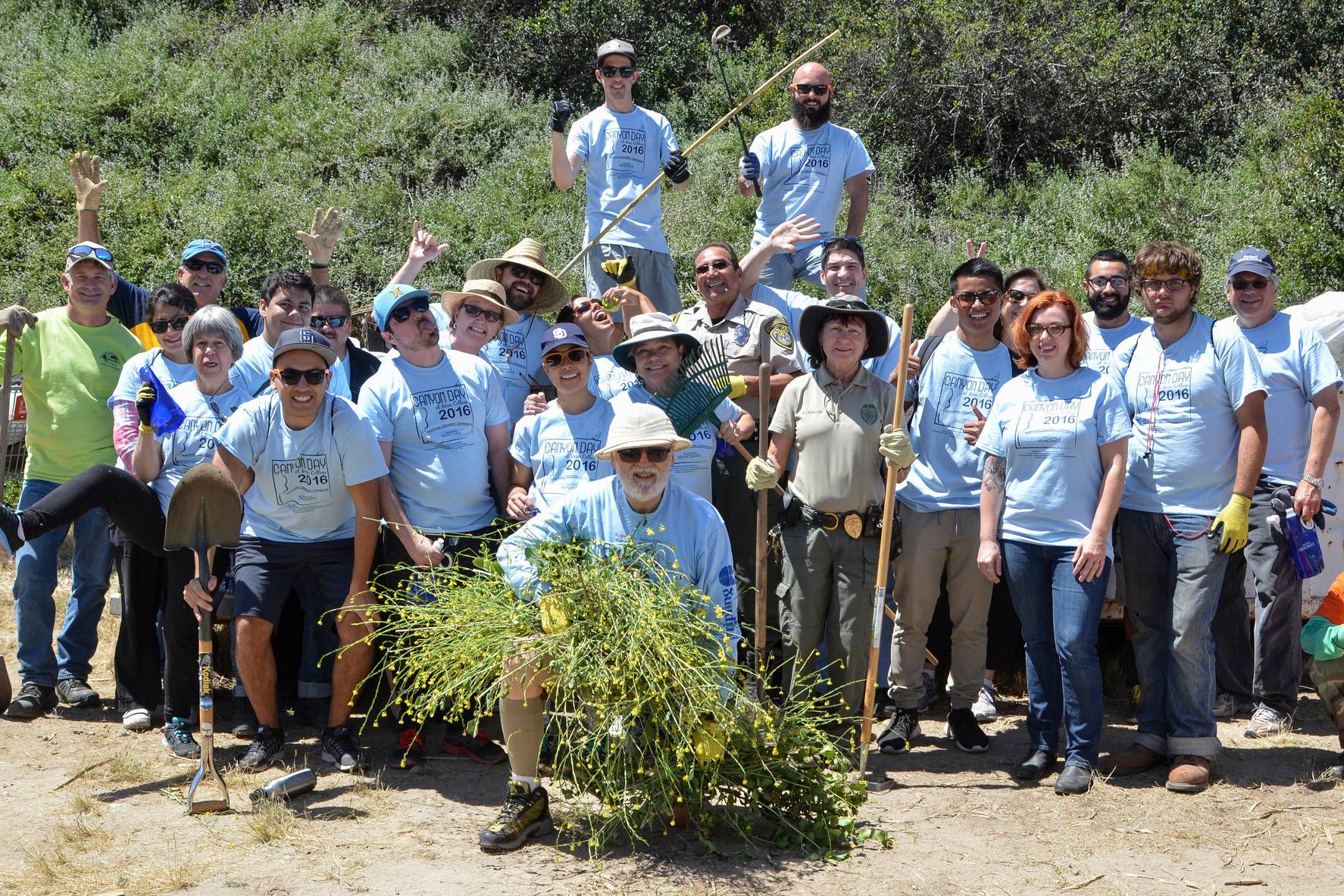Volunteers from San Diego Mesa College and the surrounding community will be returning to Tecolote Canyon on April 22 for the annual Canyon Day cleanup event.
